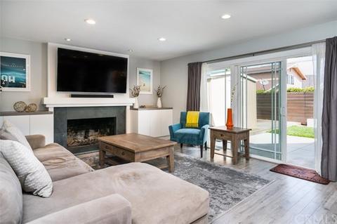 574 Sturgeon Dr, Costa Mesa, CA 92626 photo 8