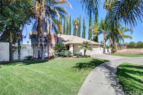 2892 Donovan Ct, Riverside, CA 92504 photo 2