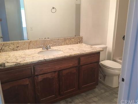 153 Racquet Club Dr, Compton, CA 90220 photo 14
