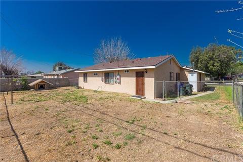 247 N Larch Ave, Rialto, CA 92376 photo 22