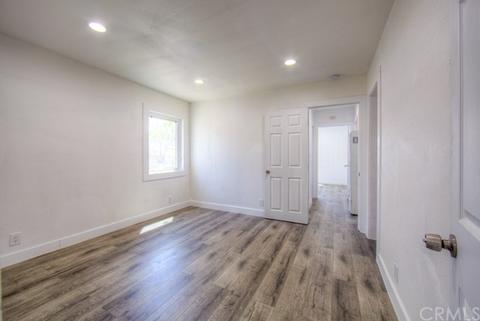 910 N Oleander Ave, Compton, CA 90220 photo 8
