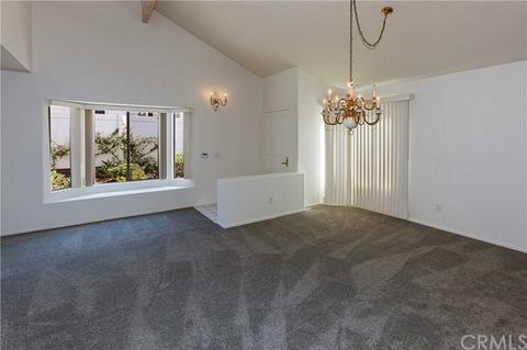 4899 Galicia Way, Oceanside, CA 92056 photo 6