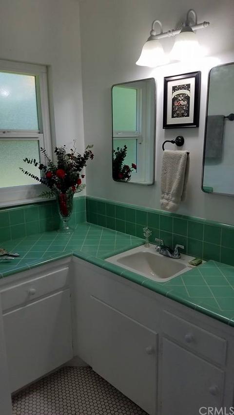 3237 Knoll Way, Riverside, CA 92501 photo 7