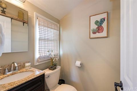 907 S Pine Dr, Fullerton, CA 92833 photo 17