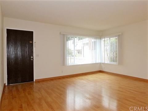 5667 Nelson St, Cypress, CA 90630 photo 4