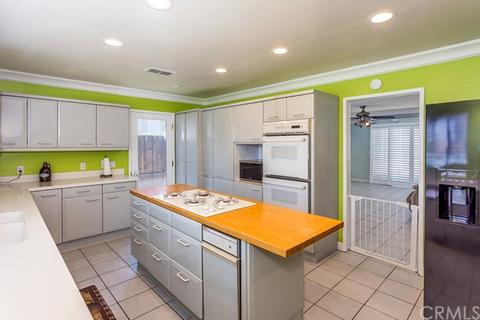 860 Bernard Dr, Fullerton, CA 92835 photo 8