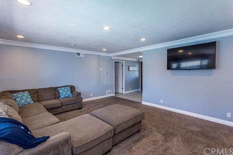 860 Bernard Dr, Fullerton, CA 92835 photo 5
