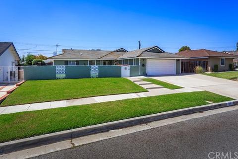 860 Bernard Dr, Fullerton, CA 92835 photo 27