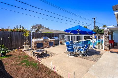 860 Bernard Dr, Fullerton, CA 92835 photo 23