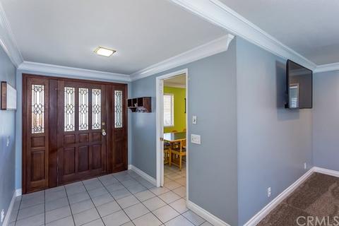 860 Bernard Dr, Fullerton, CA 92835 photo 3