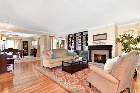 6708 E La Marimba St, Long Beach, CA 90815 photo 4