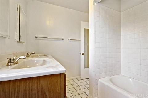 740 Roswell Ave, Long Beach, CA 90804 photo 34