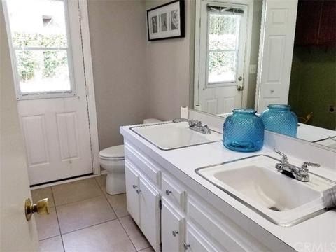 2525 E Hillcrest Ave, Orange, CA 92867 photo 9