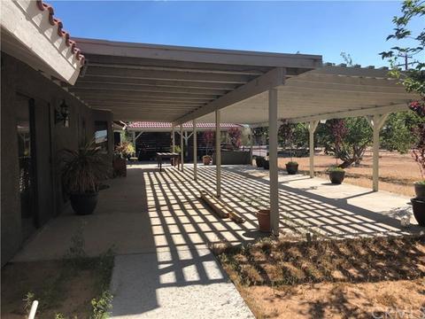 13730 Kiowa Rd, Apple Valley, CA 92307 photo 4