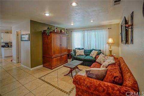 3405 Adriatic Ave, Long Beach, CA 90810 photo 2