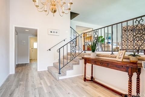 3003 E Roberta Dr, Orange, CA 92869 photo 2