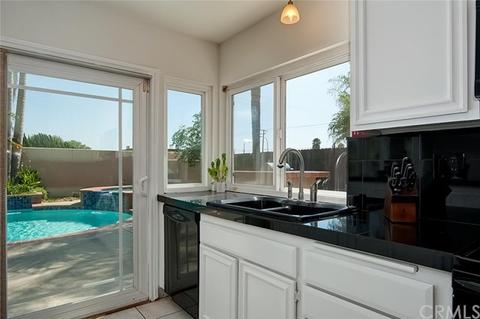5046 Eucalyptus Cir, Cypress, CA 90630 photo 15