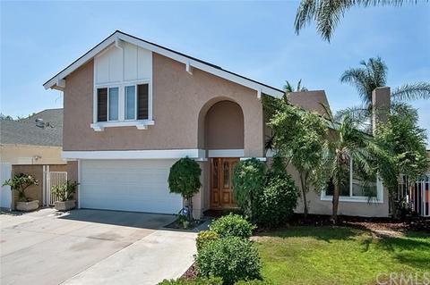 5046 Eucalyptus Cir, Cypress, CA 90630 photo 2