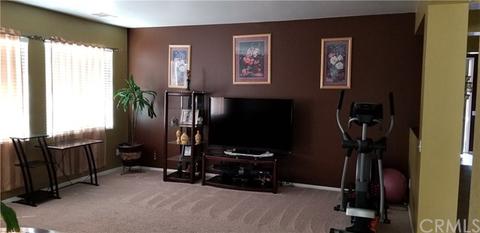 3081 Thrush Way, Perris, CA 92571 photo 4
