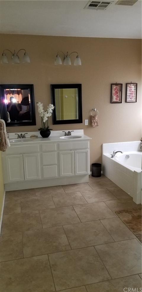 3081 Thrush Way, Perris, CA 92571 photo 11