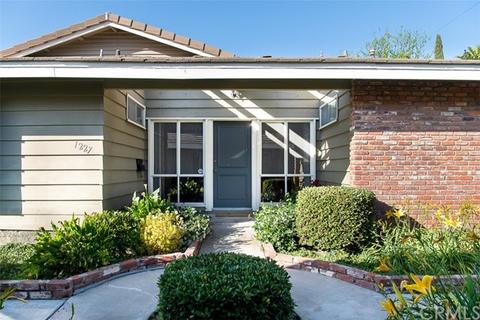 1227 E 1st St, Tustin, CA 92780 photo 1