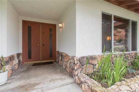 1909 Coolcrest Way, Upland, CA 91784 photo 2