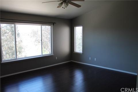 28451 Calex Dr, Valencia, CA 91354 photo 33
