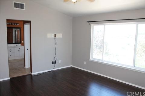 28451 Calex Dr, Valencia, CA 91354 photo 35