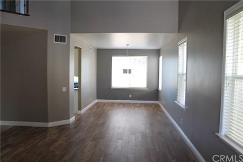 28451 Calex Dr, Valencia, CA 91354 photo 3