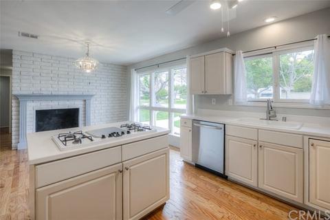 908 Eadington Dr, Brea, CA 92821 photo 3