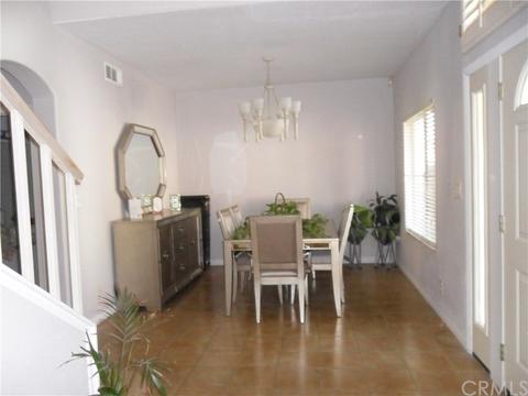 117 S Bowen Ct, Compton, CA 90221 photo 2