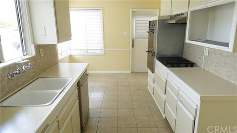 5440 E Scrivener St, Long Beach, CA 90808 photo 7