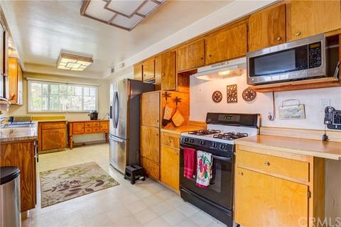 915 Teak St, Brea, CA 92821 photo 8