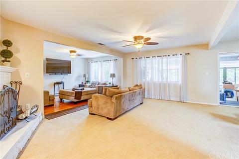 915 Teak St, Brea, CA 92821 photo 4