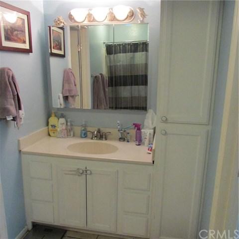 17522 Vandenberg Ln #09, Tustin, CA 92780 photo 10