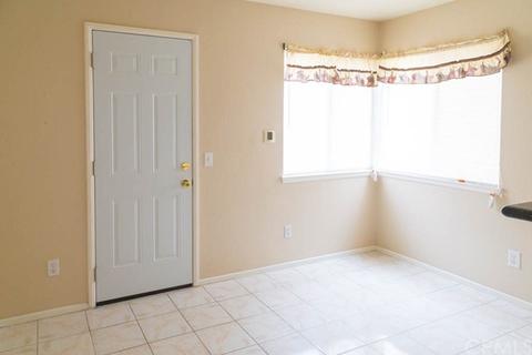 8552 Jay Ct, Riverside, CA 92508 photo 5