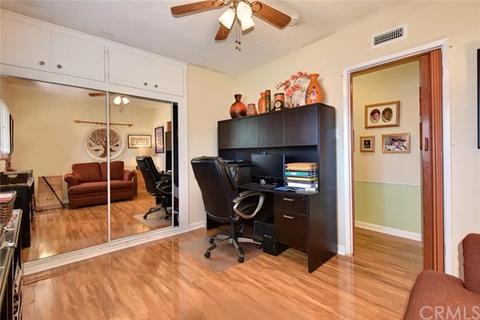 2400 Marber Ave, Long Beach, CA 90815 photo 32