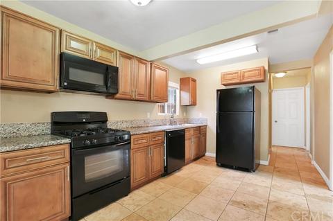 465 E 56th St, Long Beach, CA 90805 photo 5