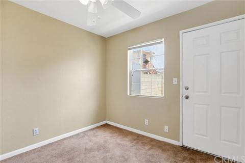 465 E 56th St, Long Beach, CA 90805 photo 8