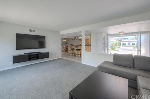 1767 Pitcairn Dr, Costa Mesa, CA 92626 photo 3