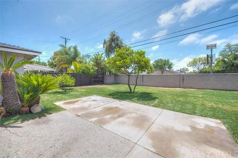 1767 Pitcairn Dr, Costa Mesa, CA 92626 photo 17