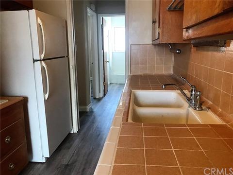 1227 E 1st St #2D, Long Beach, CA 90802 photo 4