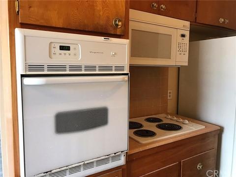 1227 E 1st St #2D, Long Beach, CA 90802 photo 3