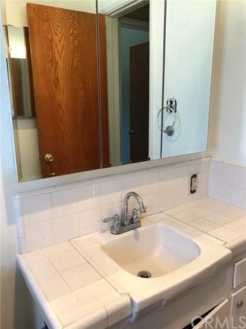 1227 E 1st St #2D, Long Beach, CA 90802 photo 16