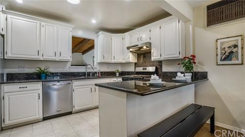 3687 Hackett Ave, Long Beach, CA 90808 photo 11