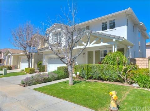 17 Seacrest Dr, Buena Park, CA 90621 photo 2