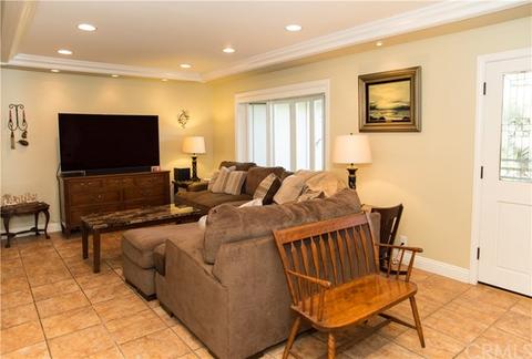 4027 Larwin Ave, Cypress, CA 90630 photo 4
