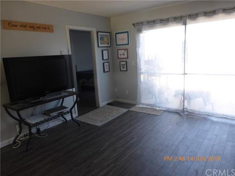 11067 Robinson Dr, Stanton, CA 90680 photo 4