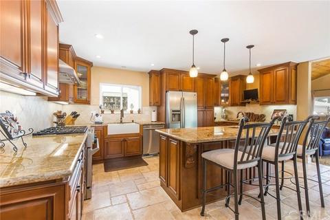 2642 E Jackson Ave, Orange, CA 92867 photo 1