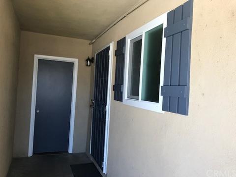 609 W Mckinley St, Rialto, CA 92376 photo 4